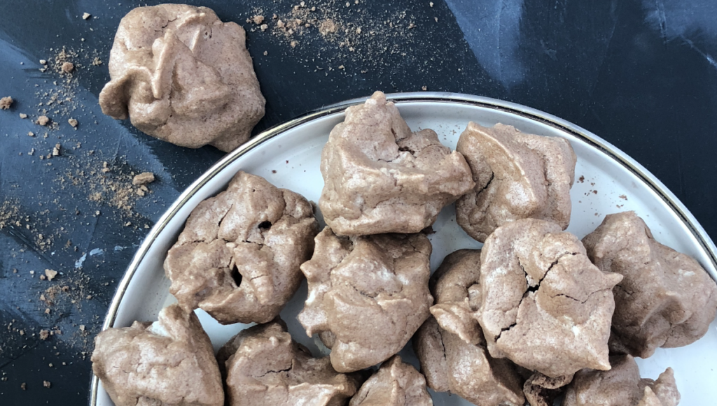20/20 Chocolate Meringue Cookies - F-Factor