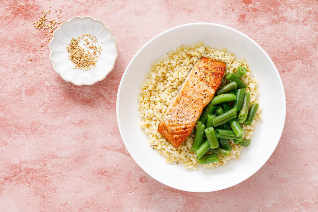 bigstock-Salmon-Fillet-Grilled-With-Bul-467099197-1024x683